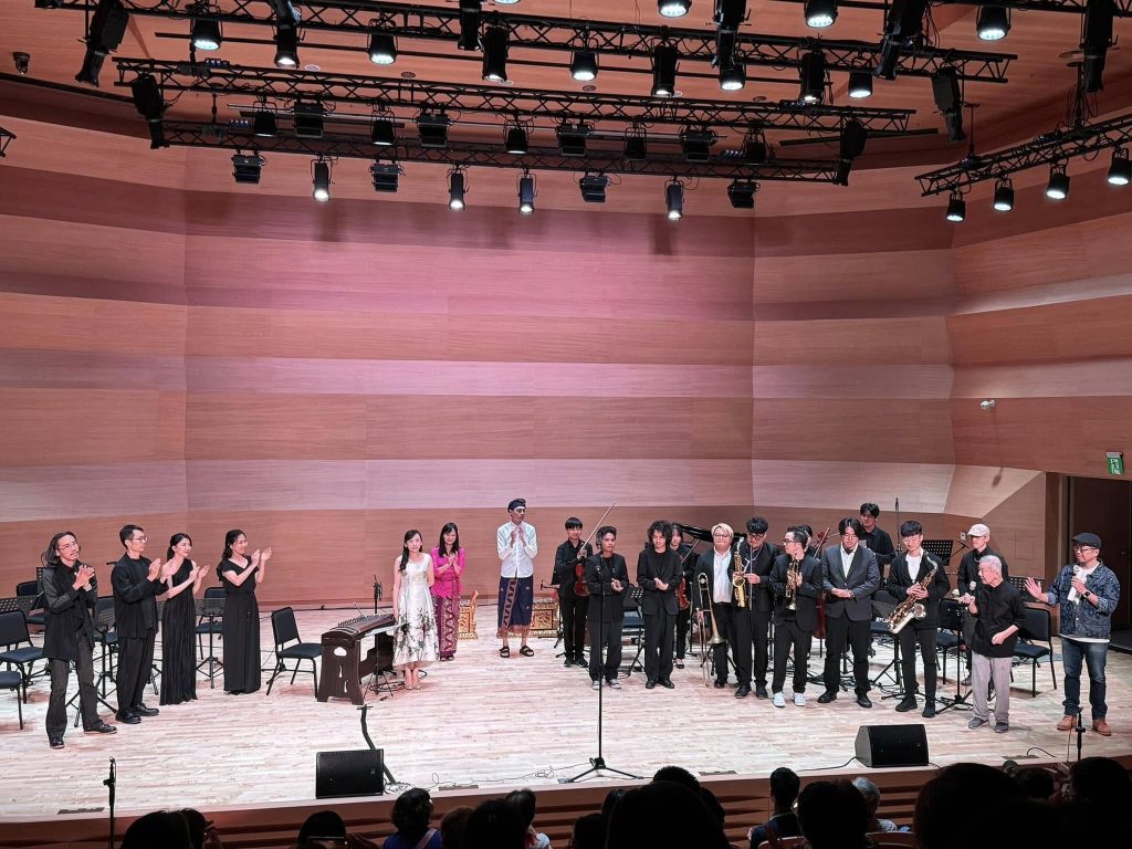 南港演出後合照